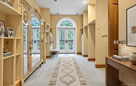 38 Tiffany Road Oyster Bay NY 11771