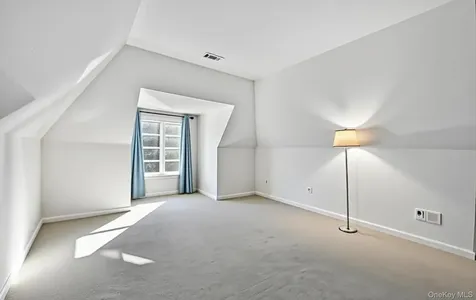 38 Tiffany Road Oyster Bay NY 11771