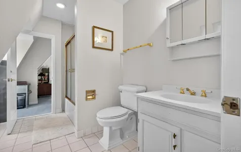 38 Tiffany Road Oyster Bay NY 11771