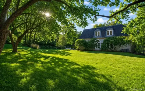 38 Tiffany Road Oyster Bay NY 11771