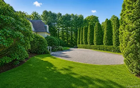 38 Tiffany Road Oyster Bay NY 11771