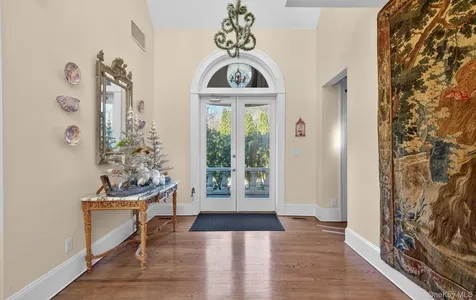 38 Tiffany Road Oyster Bay NY 11771