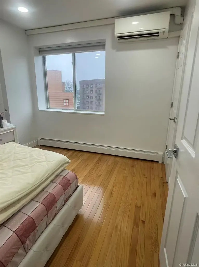 137-08 31st Road Flushing NY 11354