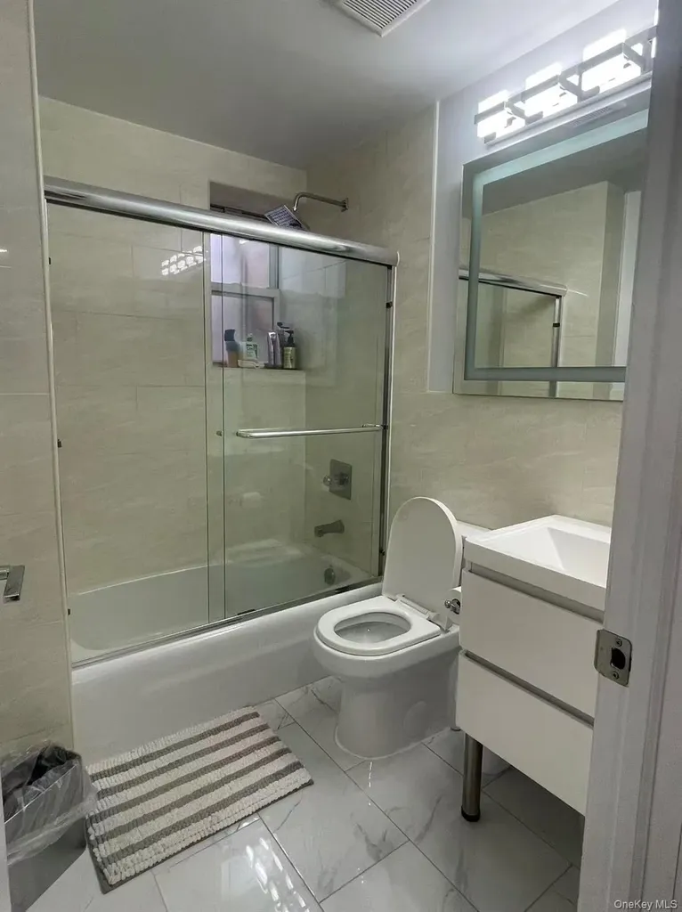 137-08 31st Road Flushing NY 11354