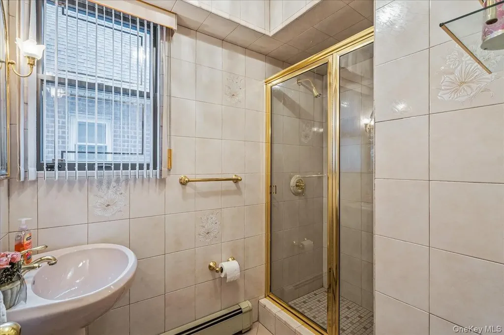 150-38 24th Avenue Whitestone NY 11357