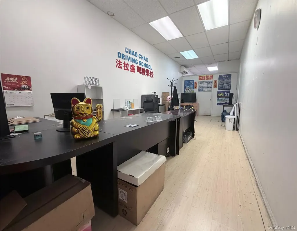 4114 Main Street Flushing NY 11355