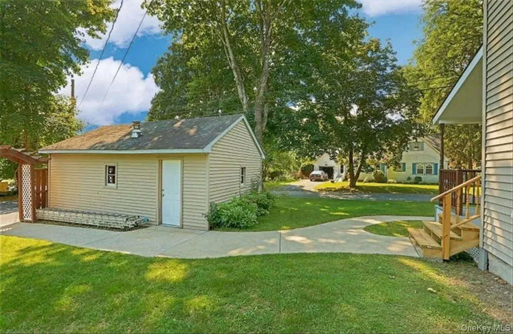 266 Scheller Park Road Coxsackie NY 12124