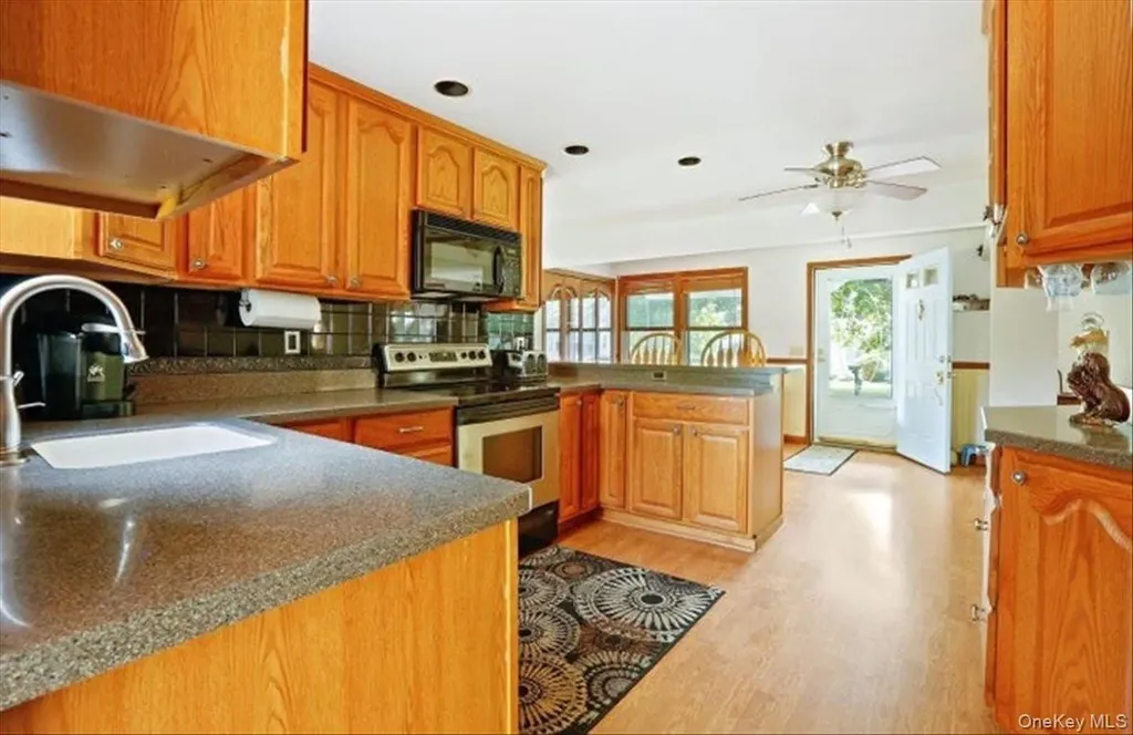266 Scheller Park Road Coxsackie NY 12124