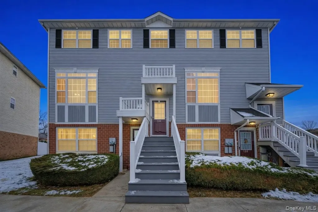 126 Mermaid Lane Bronx NY 10473