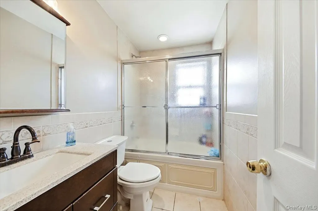 126 Mermaid Lane Bronx NY 10473