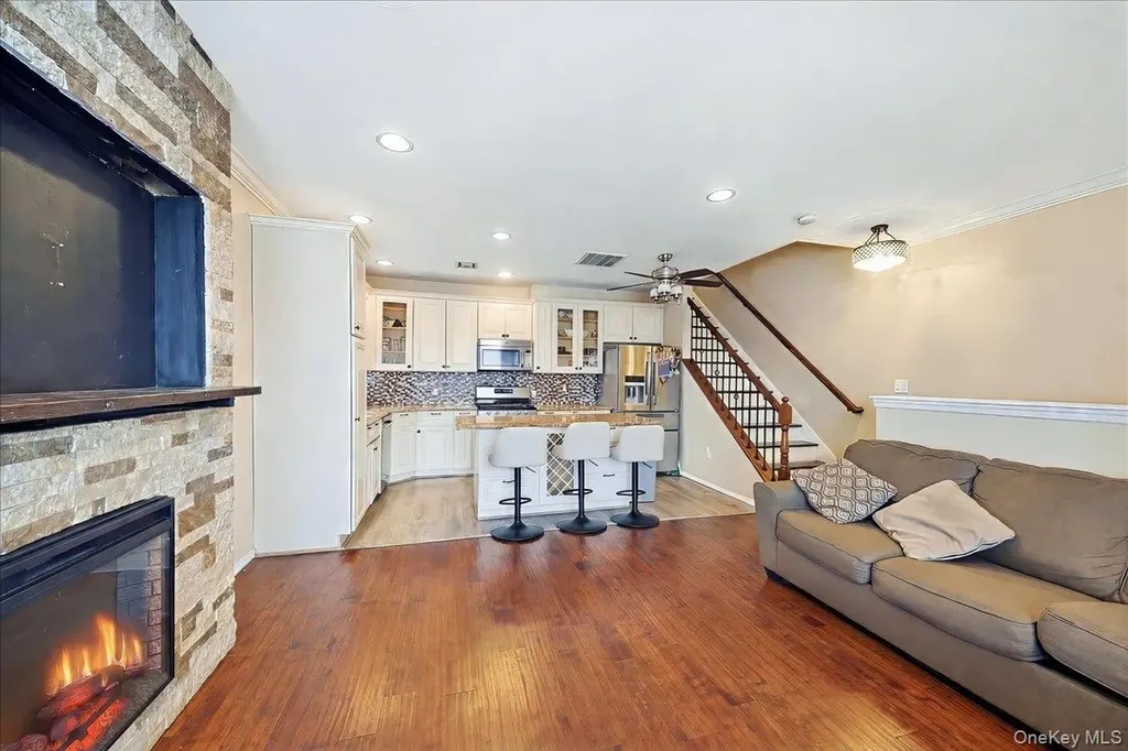 126 Mermaid Lane Bronx NY 10473