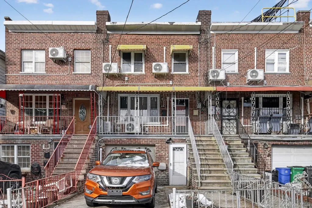 4817 Wilder Avenue Bronx NY 10470