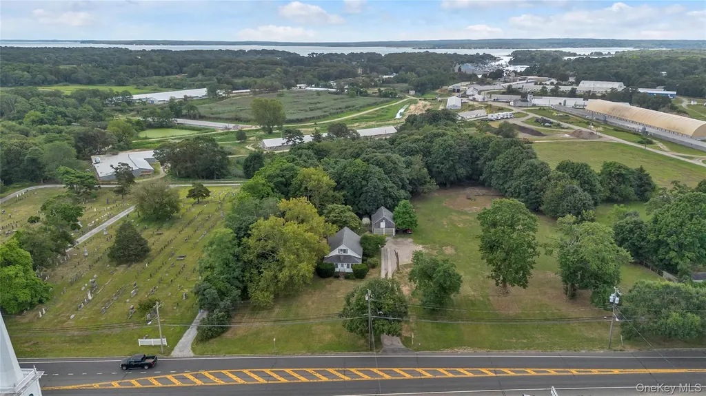 653 Main Road Aquebogue NY 11931