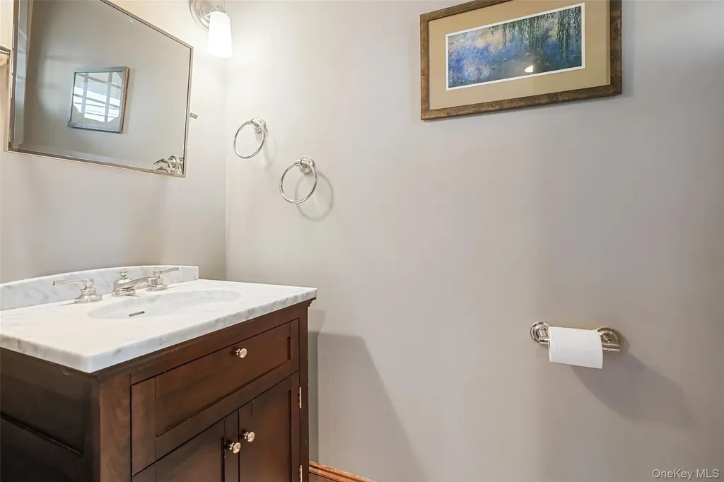 6 Old Oak Road Rye Brook NY 10573