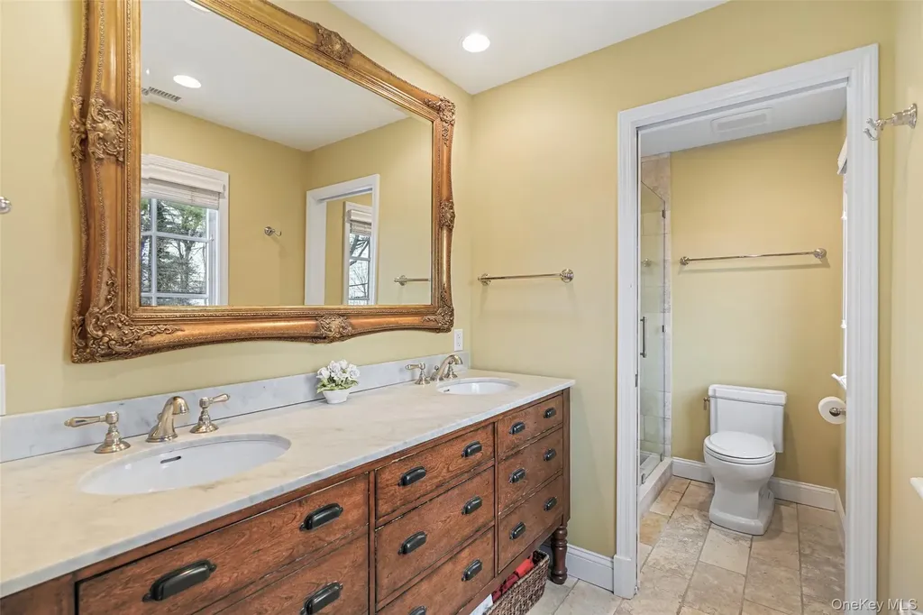 6 Old Oak Road Rye Brook NY 10573