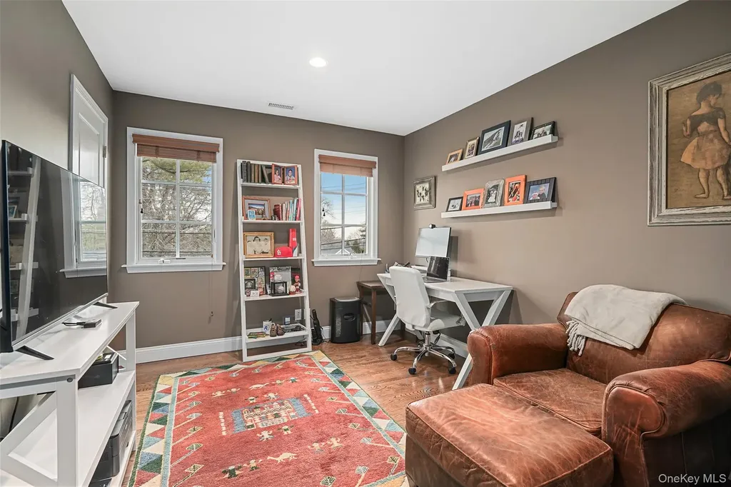 6 Old Oak Road Rye Brook NY 10573