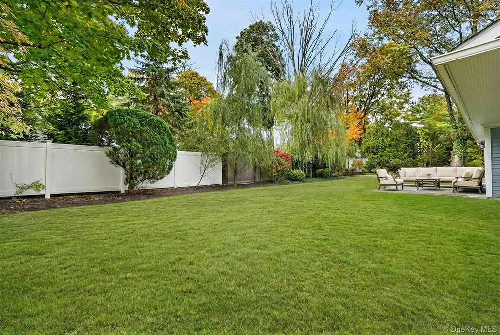 6 Old Oak Road Rye Brook NY 10573