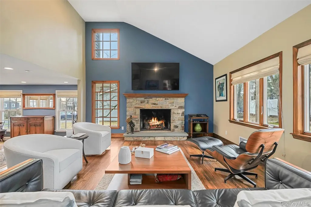 6 Old Oak Road Rye Brook NY 10573