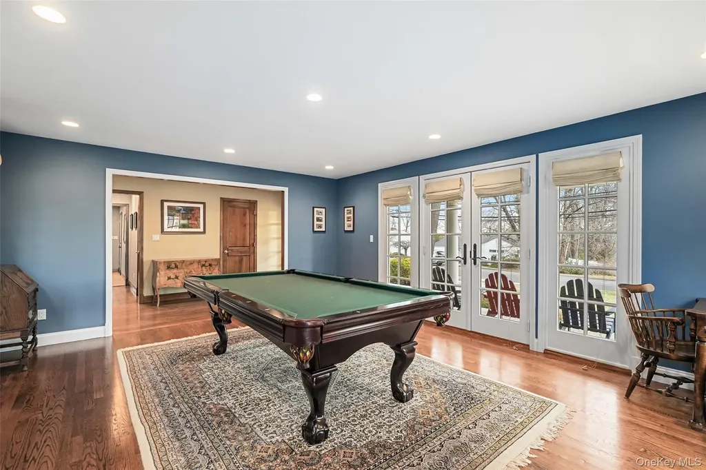 6 Old Oak Road Rye Brook NY 10573