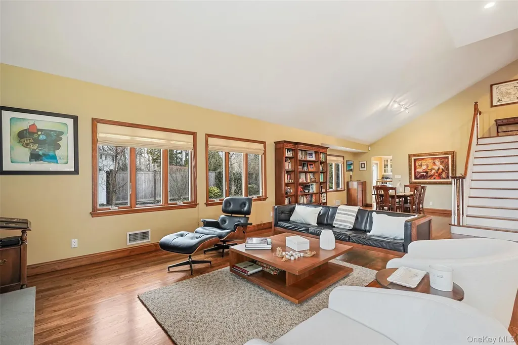 6 Old Oak Road Rye Brook NY 10573