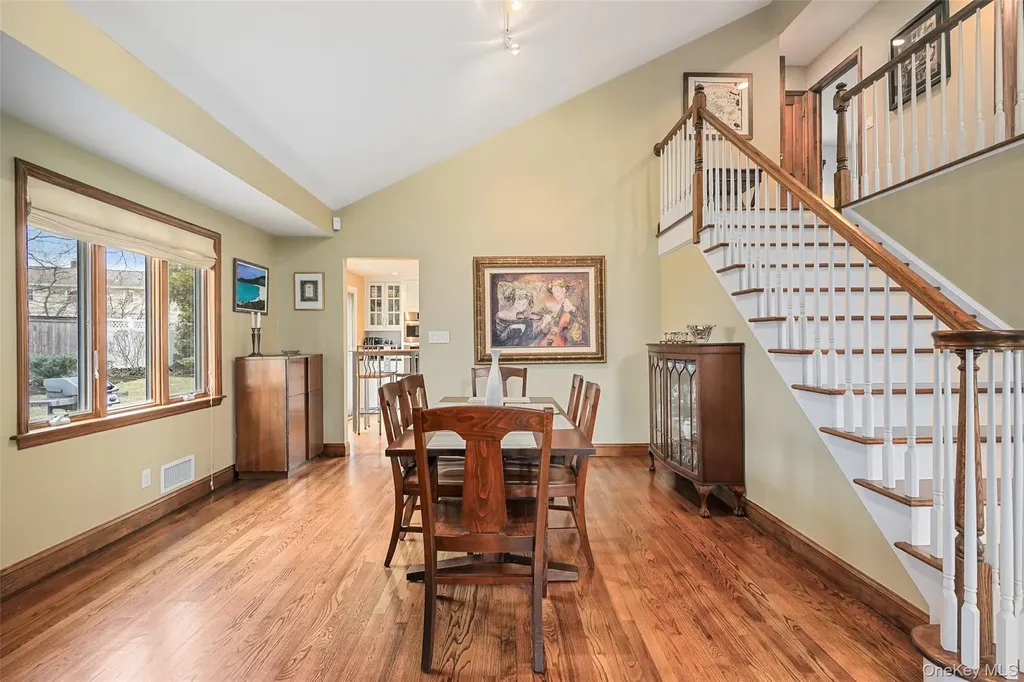 6 Old Oak Road Rye Brook NY 10573