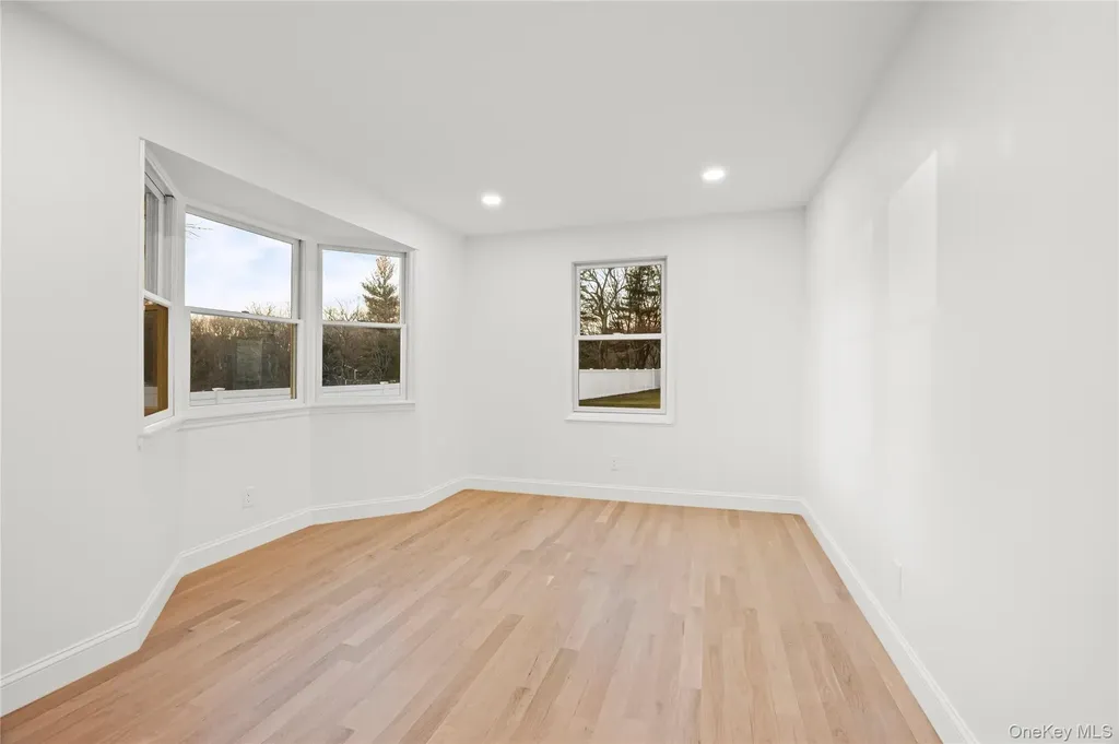 5 Poplar Drive Smithtown NY 11787