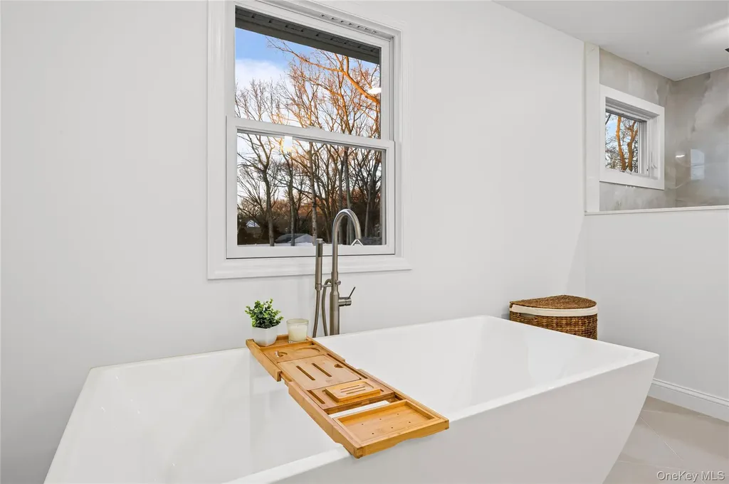 5 Poplar Drive Smithtown NY 11787