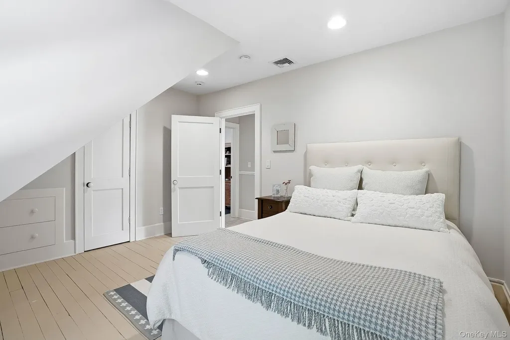 880 Forest Avenue Rye NY 10580