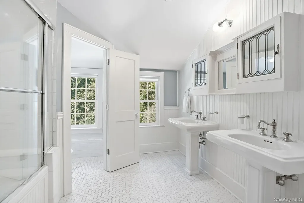 880 Forest Avenue Rye NY 10580