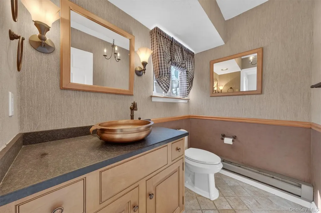 228 Heritage Hills Somers NY 10589