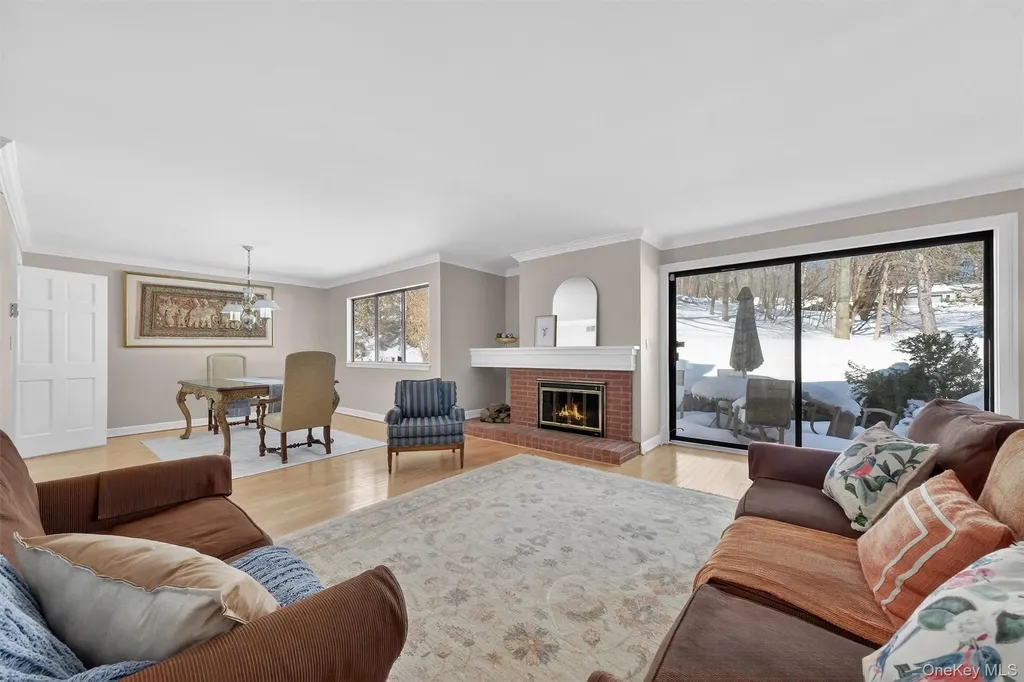 228 Heritage Hills Somers NY 10589