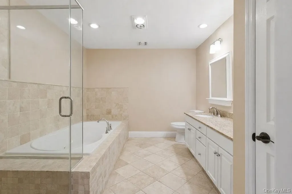 305 Glenwood Drive Briarcliff Manor NY 10510