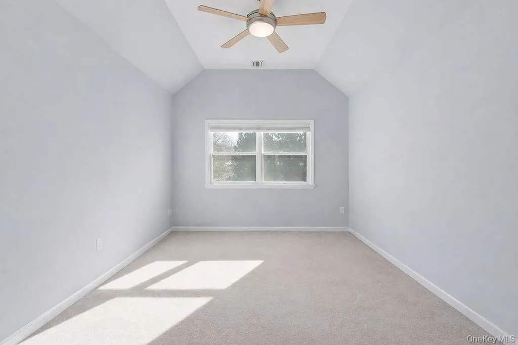 305 Glenwood Drive Briarcliff Manor NY 10510