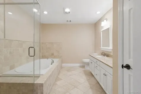 305 Glenwood Drive Briarcliff Manor NY 10510