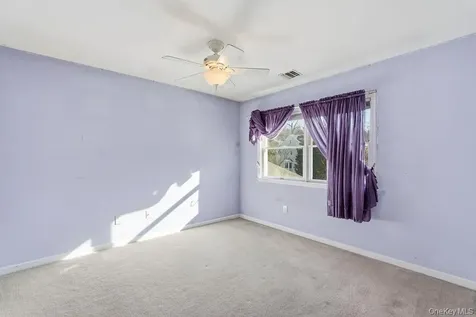 305 Glenwood Drive Briarcliff Manor NY 10510