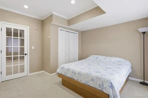 305 Glenwood Drive Briarcliff Manor NY 10510