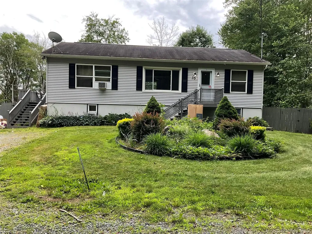 35 Mohawk Circle Ferndale NY 12734