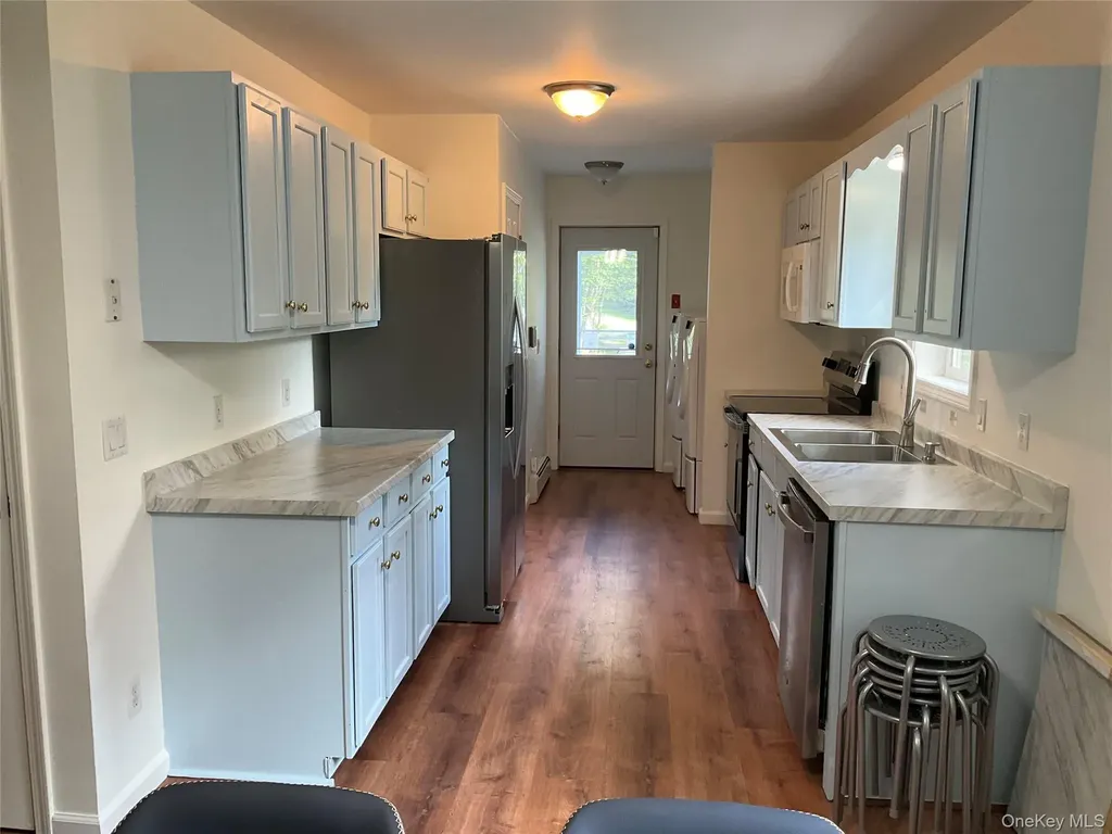 35 Mohawk Circle Ferndale NY 12734