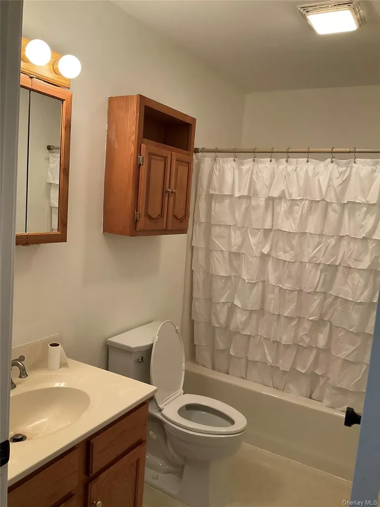 35 Mohawk Circle Ferndale NY 12734