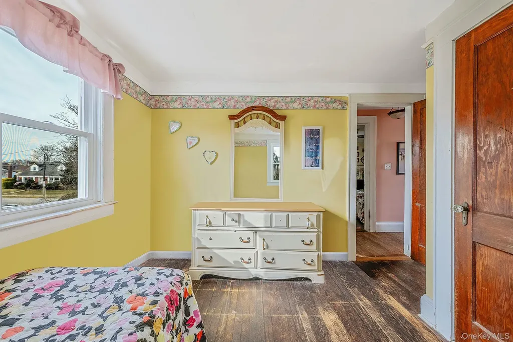 2469 Washington Avenue Oceanside NY 11572