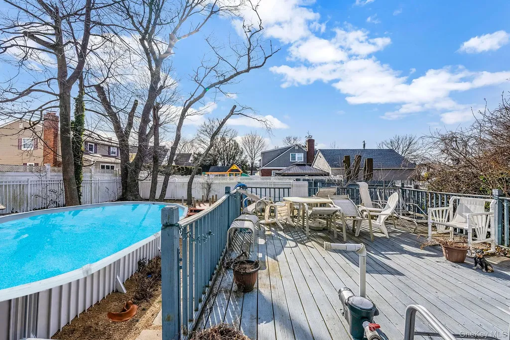 2469 Washington Avenue Oceanside NY 11572