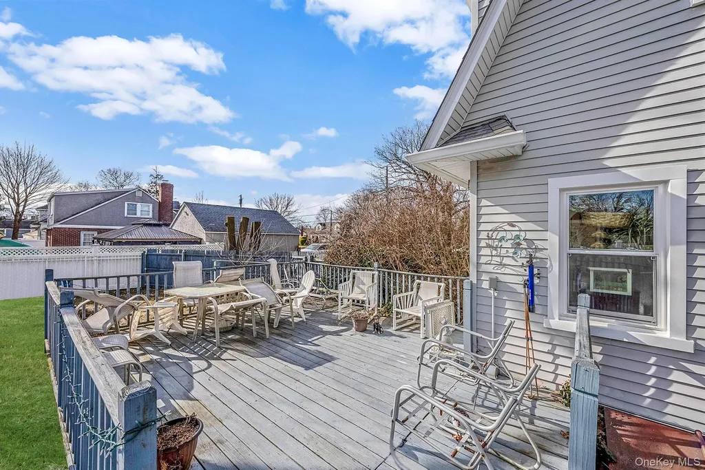 2469 Washington Avenue Oceanside NY 11572
