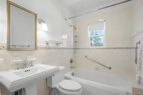 42 Crestview Street New Rochelle NY 10801