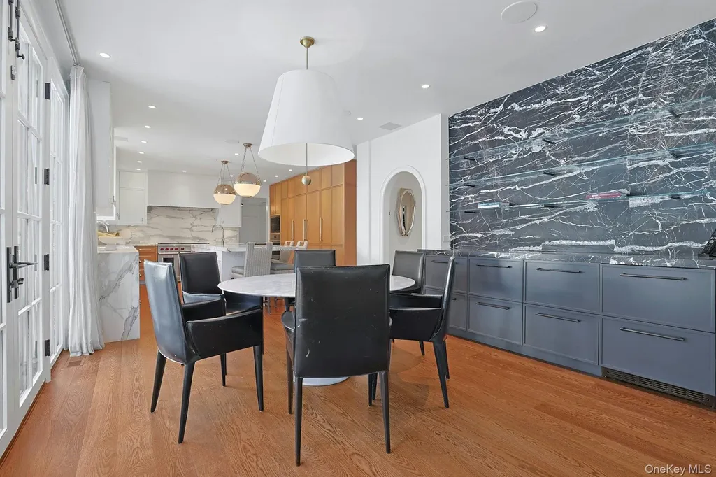 19 Overlook Road Scarsdale NY 10583