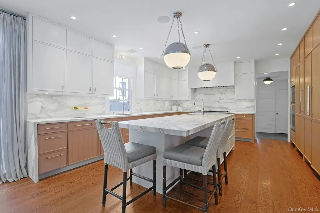 19 Overlook Road Scarsdale NY 10583