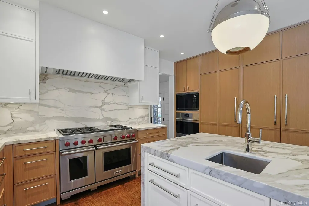 19 Overlook Road Scarsdale NY 10583