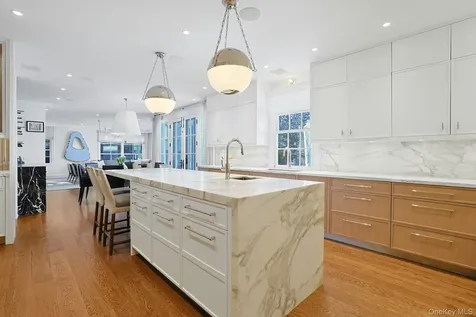 19 Overlook Road Scarsdale NY 10583