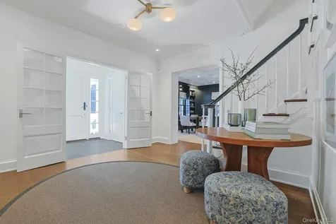 19 Overlook Road Scarsdale NY 10583