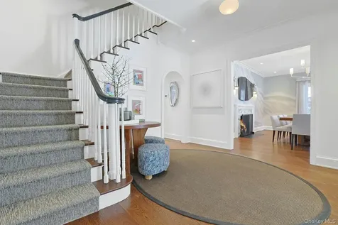 19 Overlook Road Scarsdale NY 10583