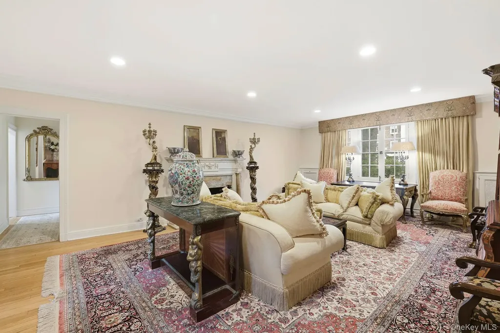 10 Brooklands Bronxville NY 10708